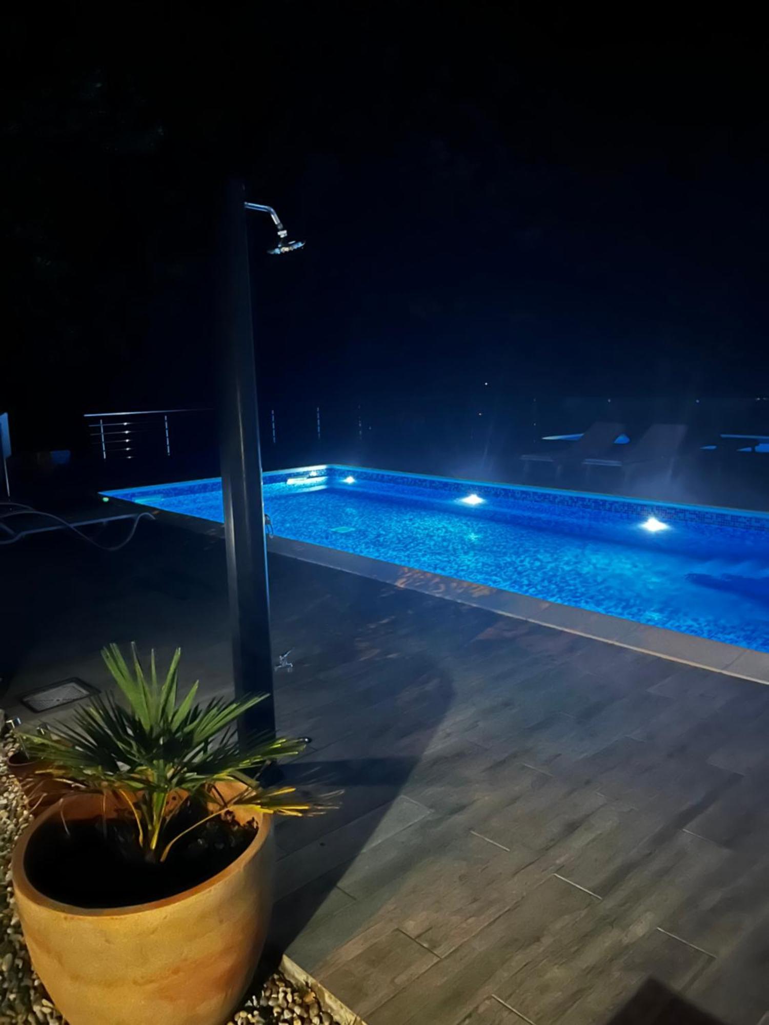 Dreamtime - One Badroom And 1 Livingroom Apartment Veprinac Εξωτερικό φωτογραφία